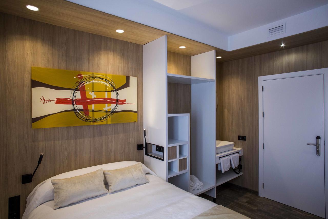 Hostal Sevilla Santa Justa - Adults Only Dış mekan fotoğraf
